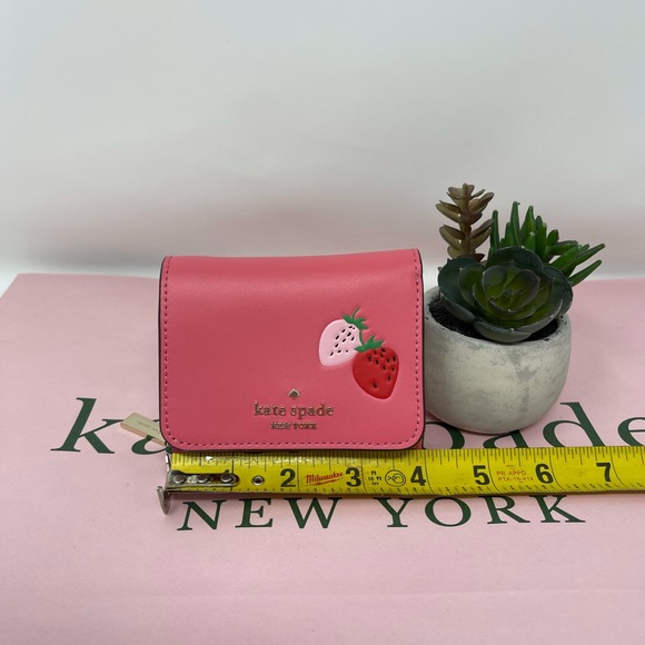 Kate Spade Picnic in the Park Basket and Wallet - Picture 7 of 16